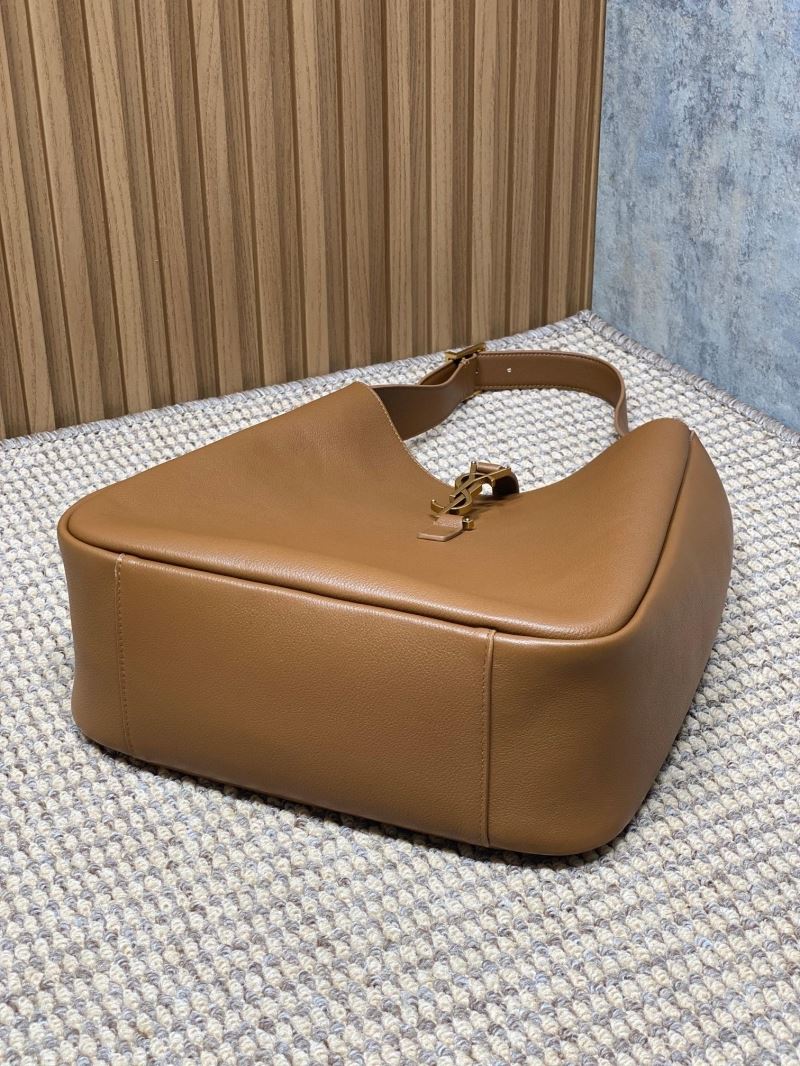 Y51 hobo bags